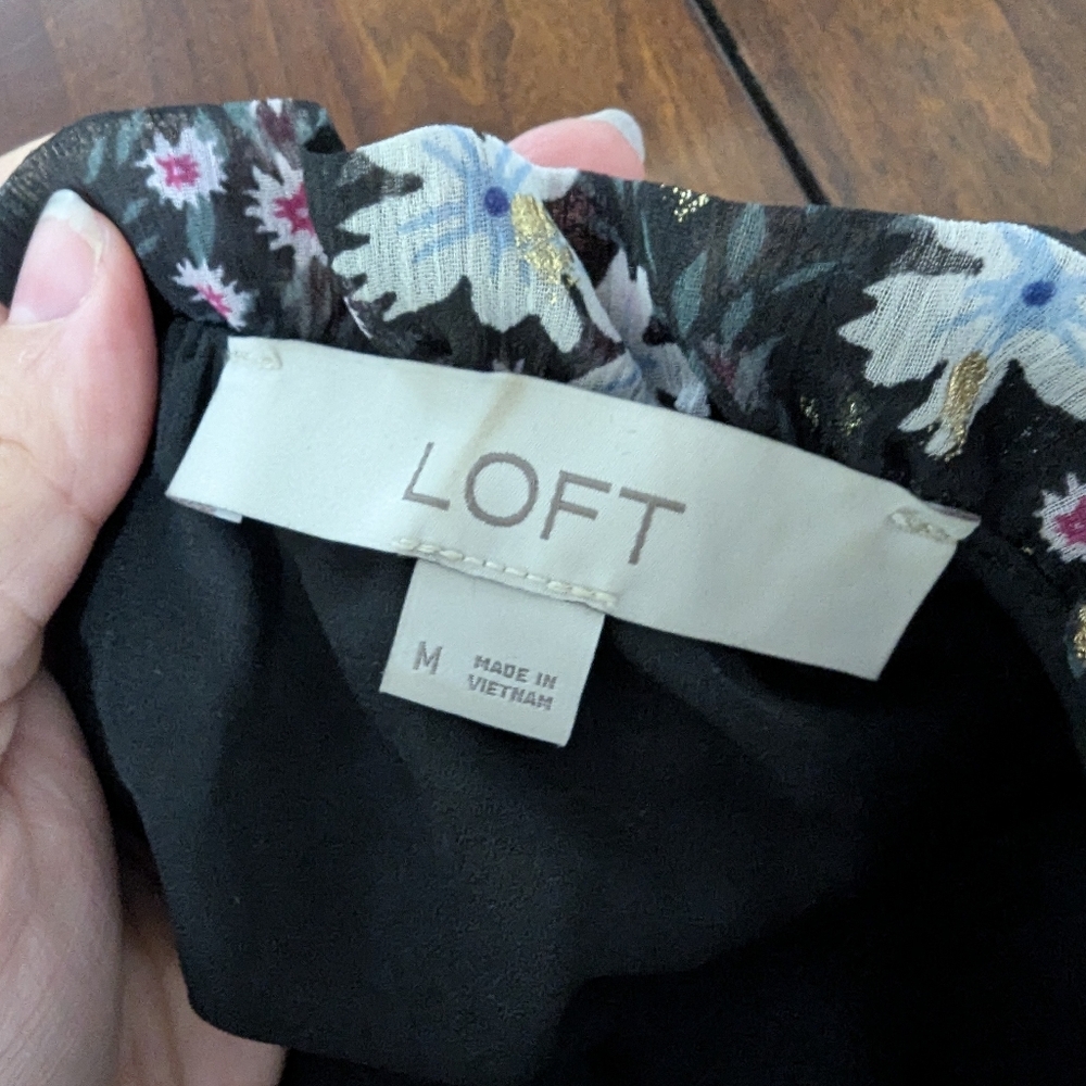 3/$30 LOFT Ruffle Neck Peplum Tank Blouse Medium - Picture 7 of 8